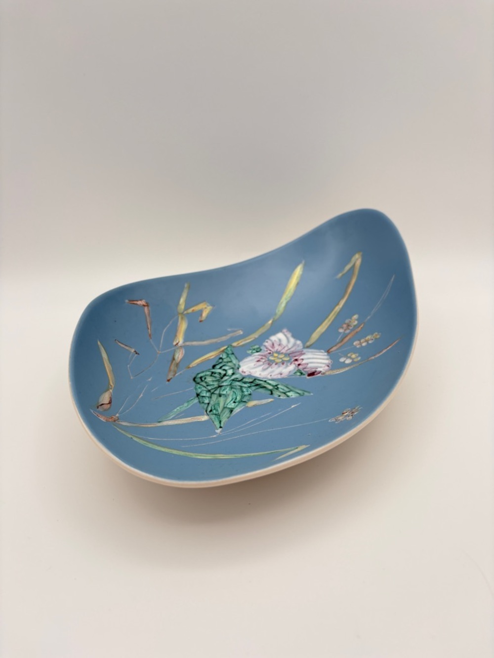 Herta Gertz BC Ceramics Console Bowl "Trillium" Mid century Art Pottery Canada